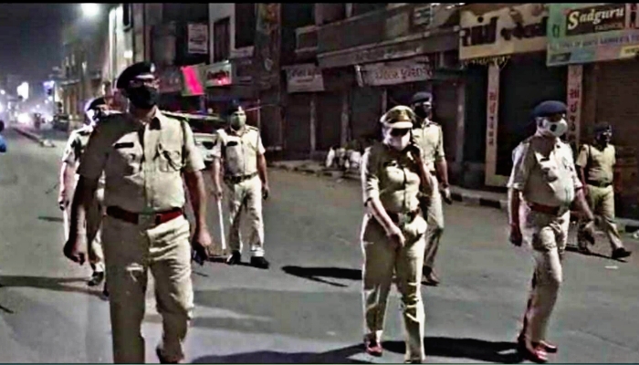 Weekened Curfew In Delhi