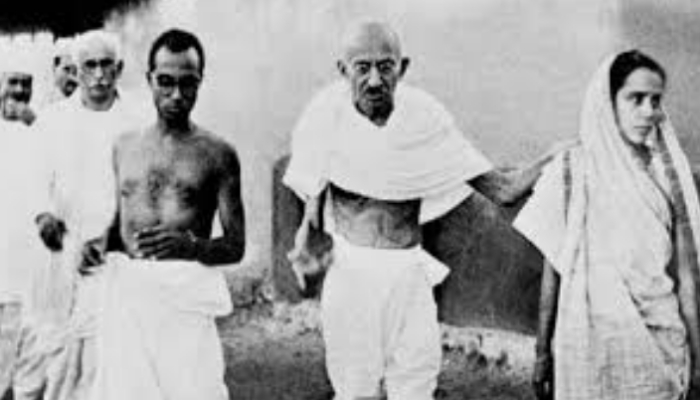 Mahatma Gandhi biography in Hindi