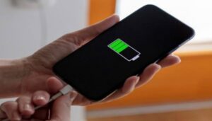 what percent should you charge your phone